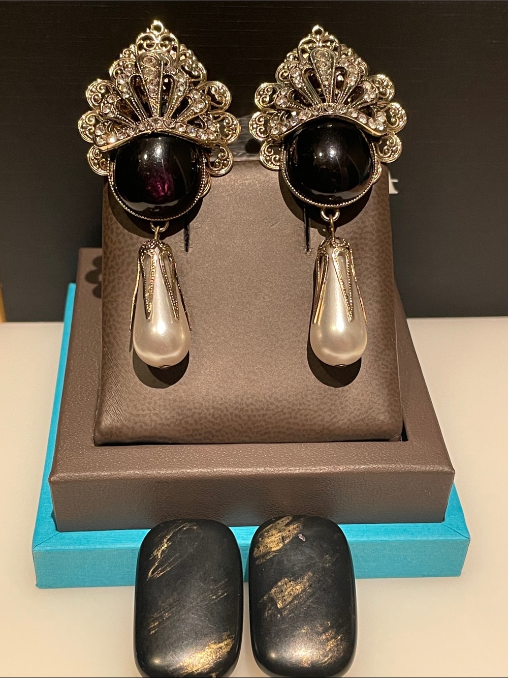 Elegant Black and Pearl Drop Clip On Earrings 2 pairs Vintage Women’s Jewelry